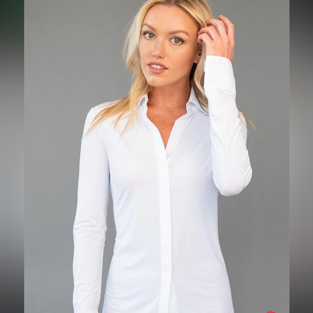 LUXEIRE Classic Button Up - Picture 4 of 4
